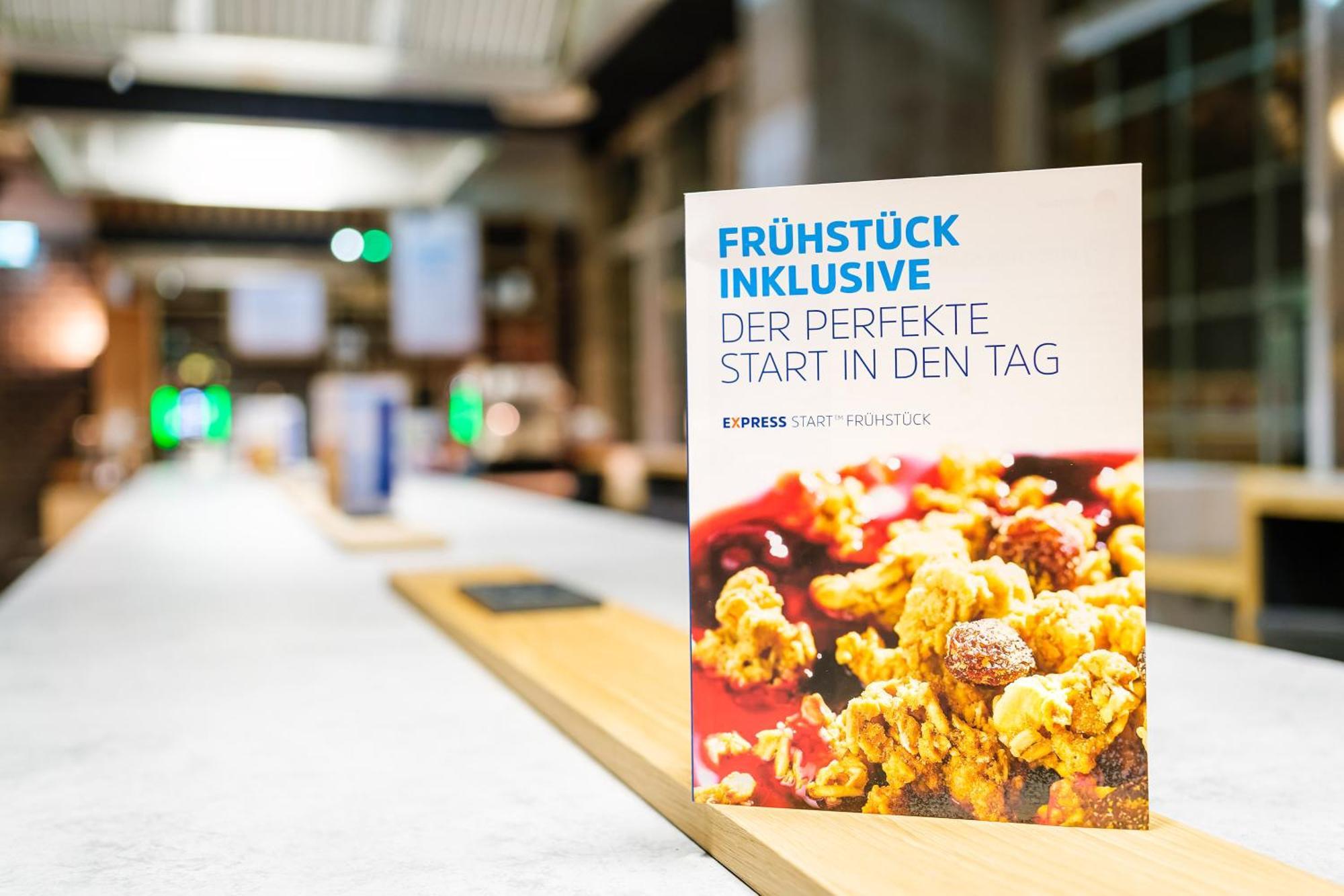 Holiday Inn Express Dresden Zentrum By Ihg Exterior foto